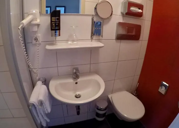 Standard Room with 1 Single Bed